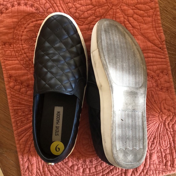 Steve Madden Slip Ons - Picture 3 of 4